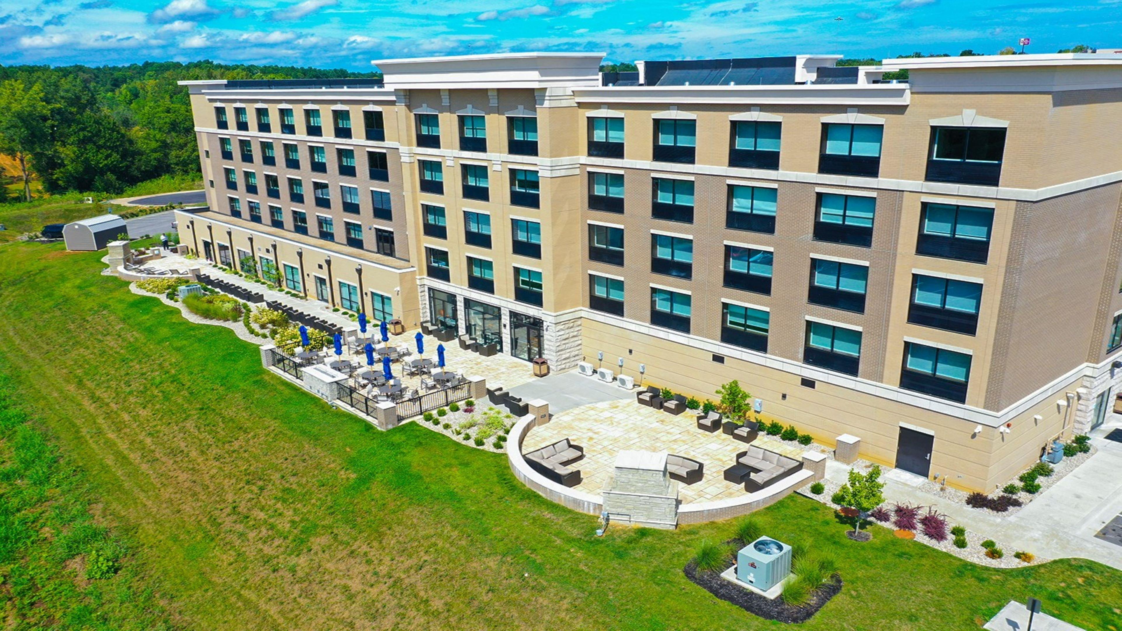 Holiday Inn Express & Suites - Elizabethtown North By Ihg Exterior foto